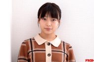 芋生悠　注目の新進女優が初めての写真集発売